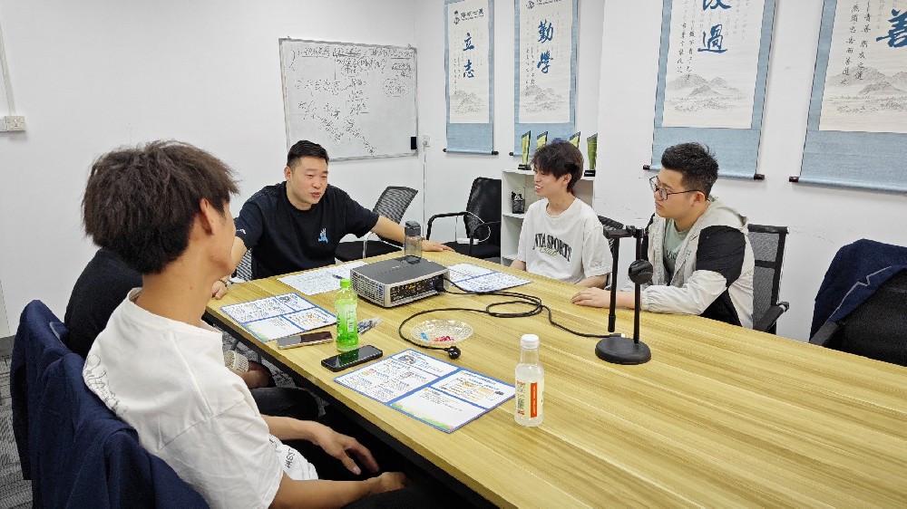 校企攜手，智啟未來(lái)——武漢新華學(xué)子探訪播樂(lè)科技紀(jì)實(shí)